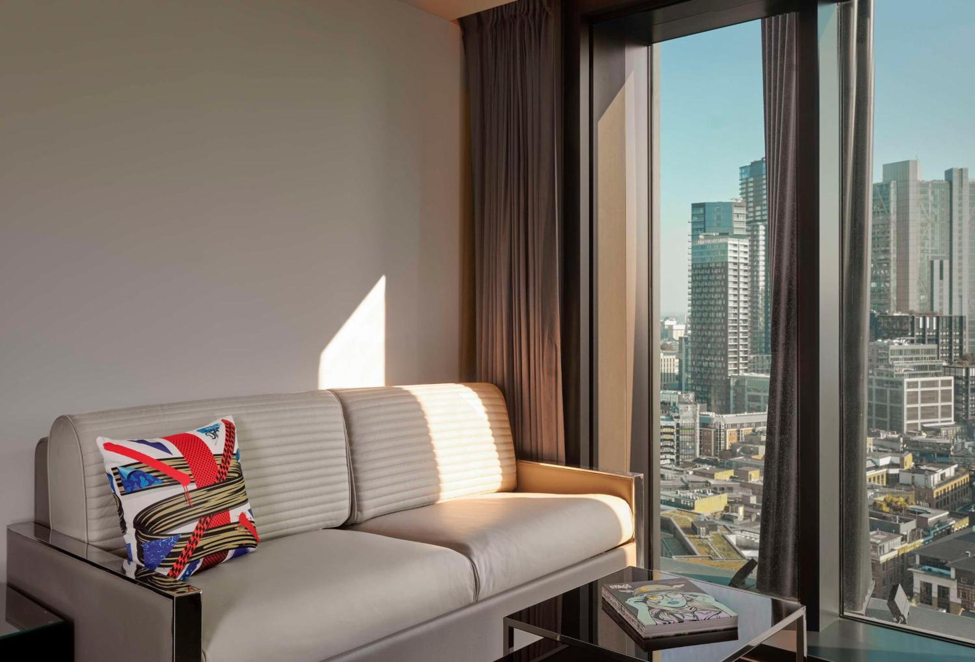 Art'Otel London Hoxton, Powered By Radisson Hotels ภายนอก รูปภาพ